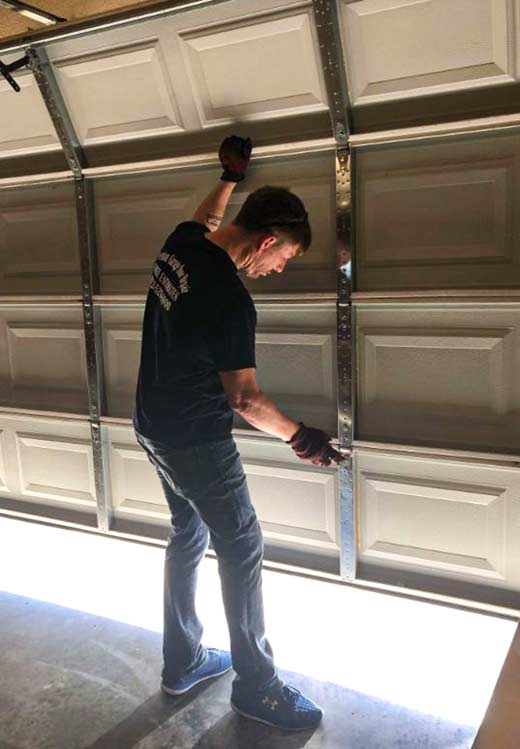 Garage Door Repair & Installation in Frisco